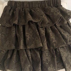 Tiered ruffle lace skirt olive green